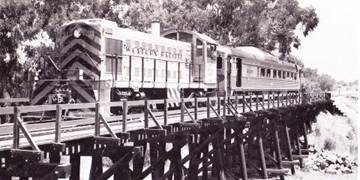 trestle_w_train_1955